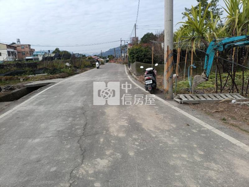 籃城山野233房屋室內格局與周邊環境