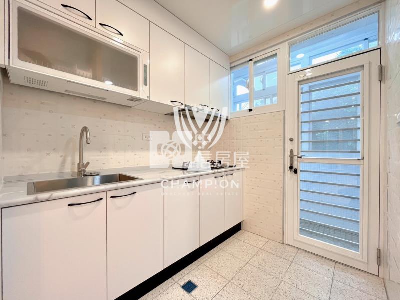 【冠軍】東信馬路旁精美2+1房3F房屋室內格局與周邊環境