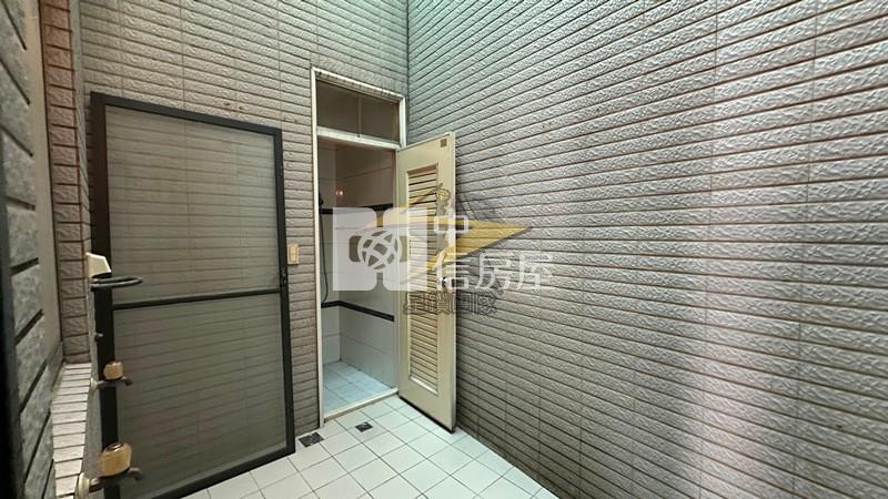 【星鑽】(專委)台中高鐵烏日捷運站旁店住別墅房屋室內格局與周邊環境