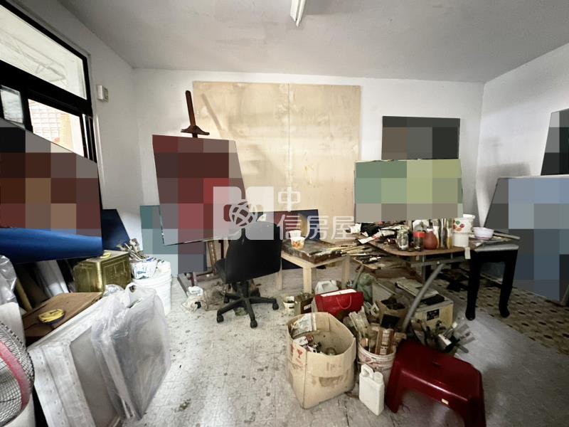 中興商圈旁大地坪8米寬透天房屋室內格局與周邊環境