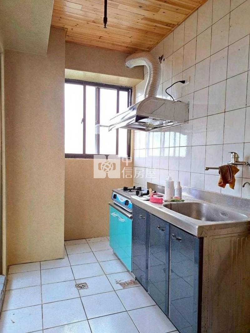 斗六鎮南國小華廈房屋室內格局與周邊環境