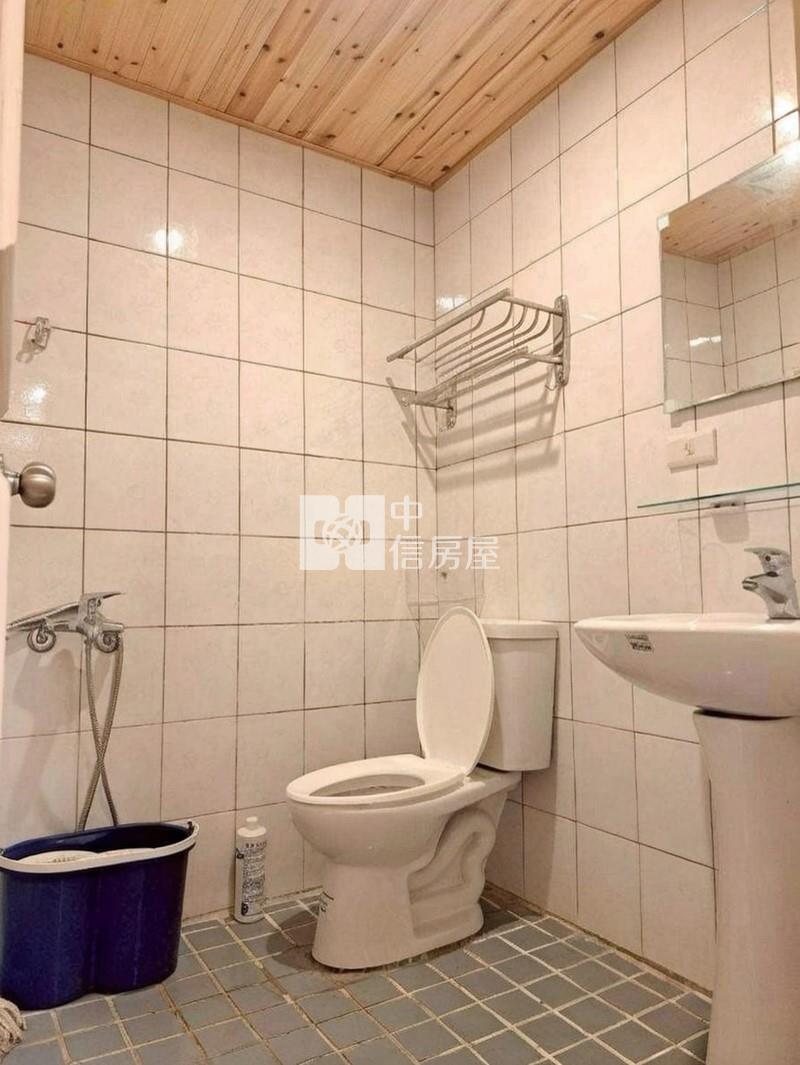 斗六鎮南國小華廈房屋室內格局與周邊環境