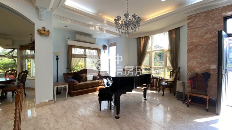 中央大學豪華農舍房屋室內格局與周邊環境