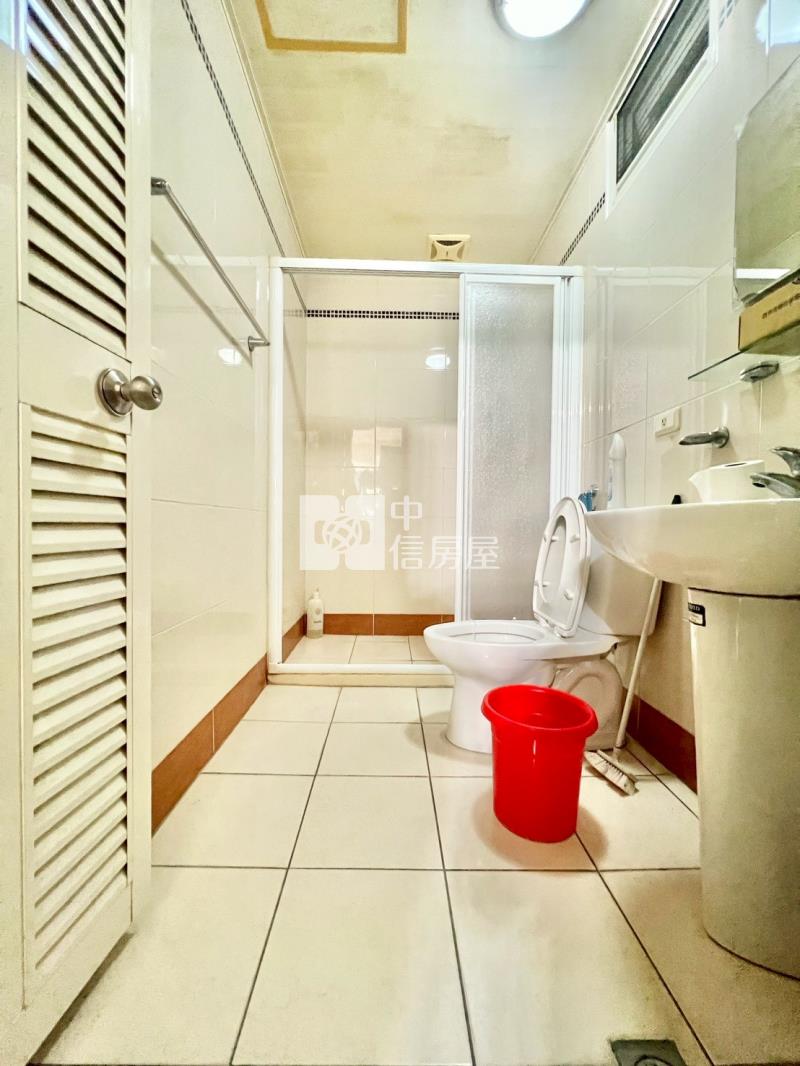 東區臨路金雞母店住房屋室內格局與周邊環境