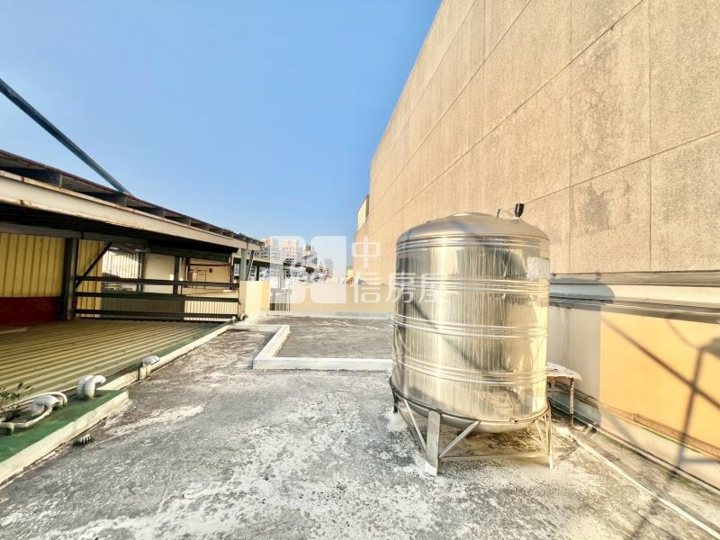 東區臨路金雞母店住房屋室內格局與周邊環境