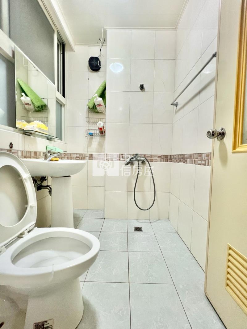 東區臨路金雞母店住房屋室內格局與周邊環境