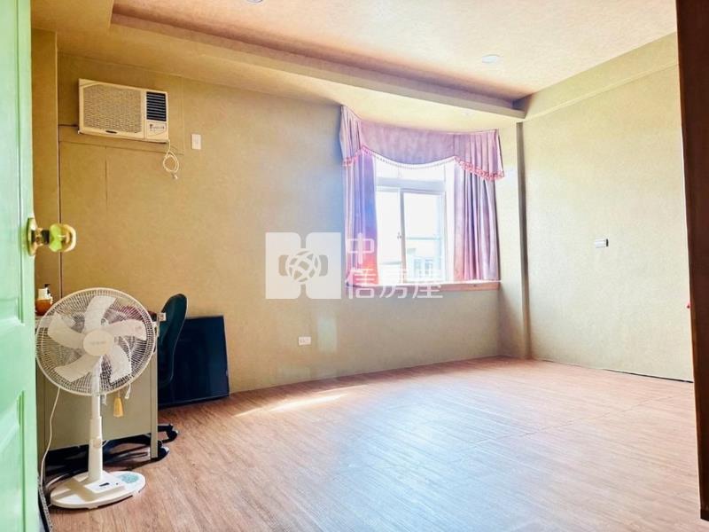 斗六雙車位邊間別墅房屋室內格局與周邊環境