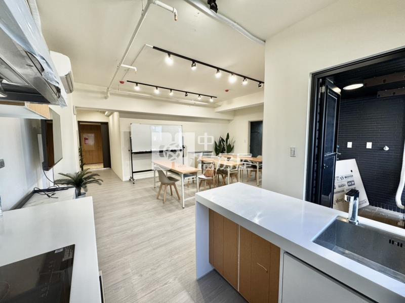 A18高鐵站~站前新銳辦公室房屋室內格局與周邊環境