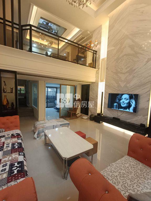 (A){深耕六期}前後花園挑高美別墅(中信卓越團隊)房屋室內格局與周邊環境