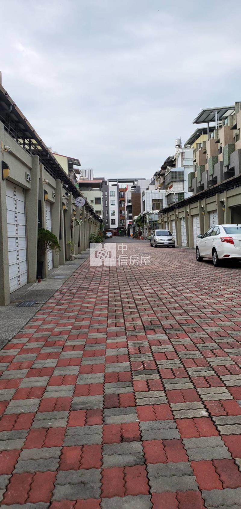 內埔永平街車庫別墅房屋室內格局與周邊環境