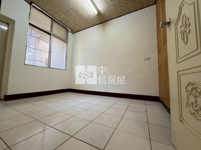 新江路透天房屋室內格局與周邊環境