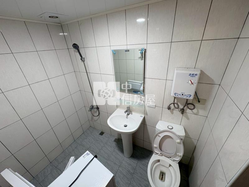 大衛營大套房房屋室內格局與周邊環境