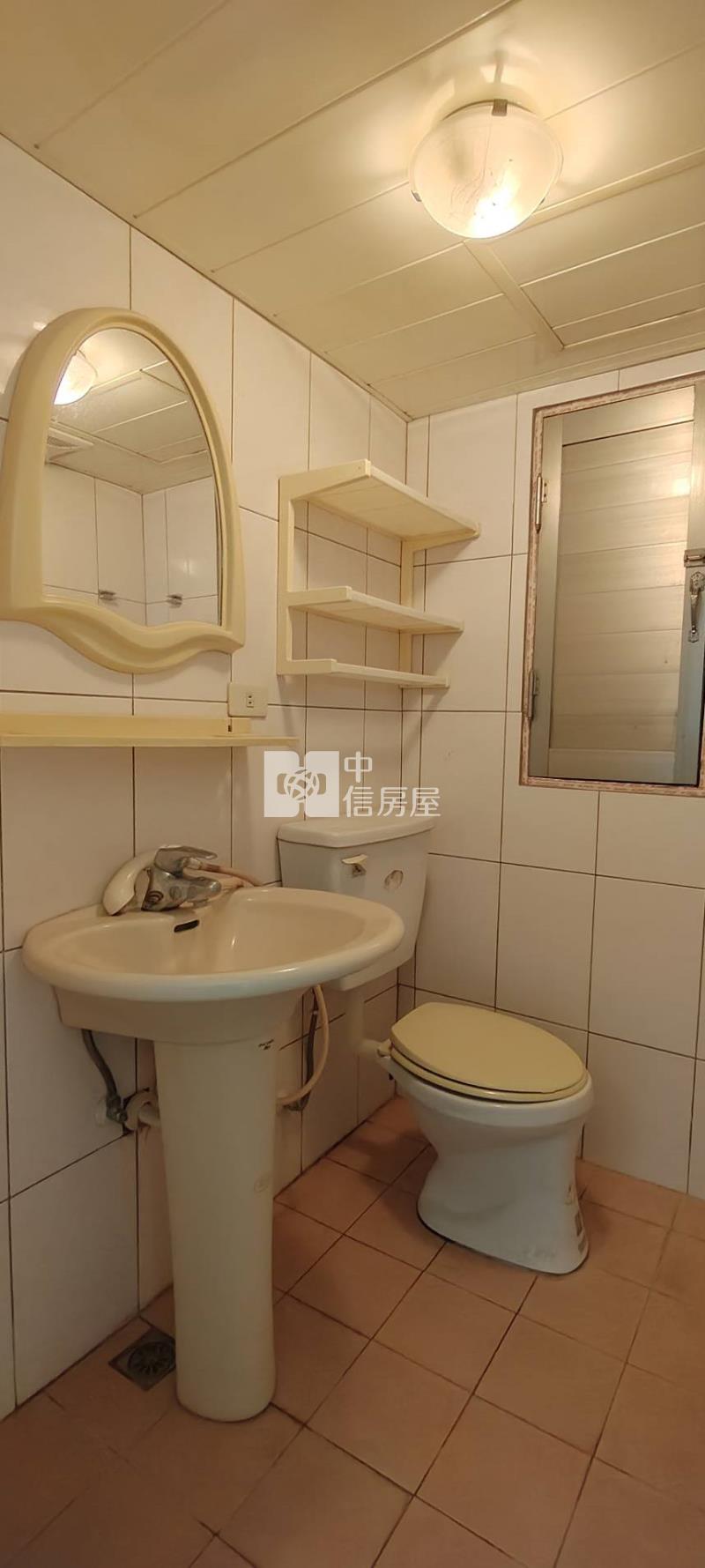 東區林森近成大低總價三房房屋室內格局與周邊環境