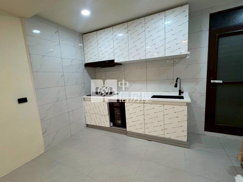 平東路透天房屋室內格局與周邊環境