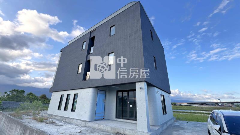 現代俐落全新農舍房屋室內格局與周邊環境