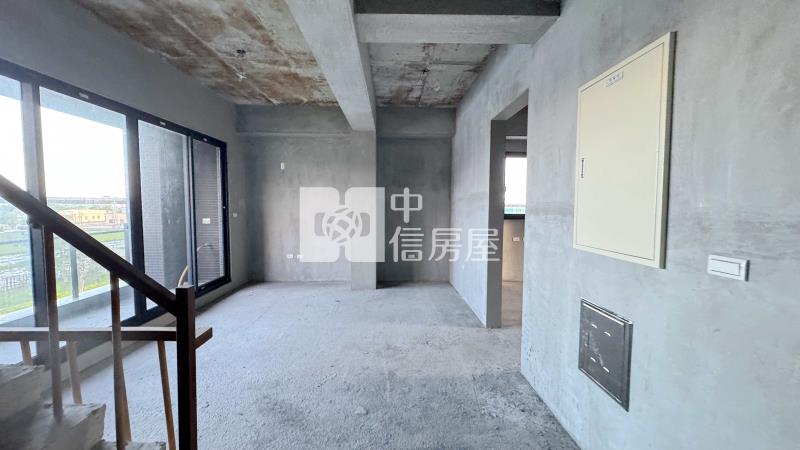 現代俐落全新農舍房屋室內格局與周邊環境