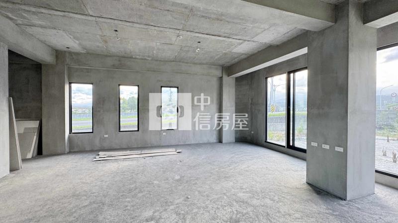 現代俐落全新農舍房屋室內格局與周邊環境