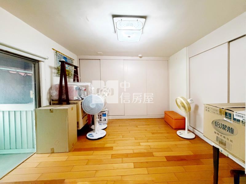 文心百利樓中樓/雙主臥雙車位房屋室內格局與周邊環境