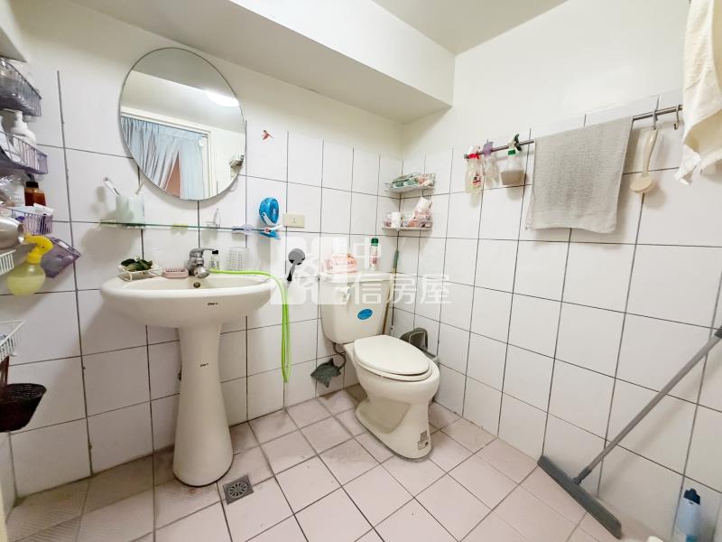 文心百利樓中樓/雙主臥雙車位房屋室內格局與周邊環境