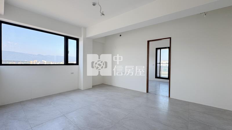 正臨191甲雙面路全新農舍房屋室內格局與周邊環境