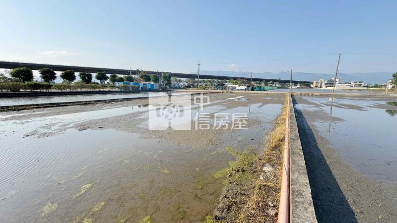 正臨191甲雙面路全新農舍房屋室內格局與周邊環境