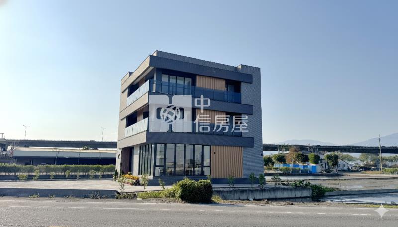 正臨191甲雙面路全新農舍房屋室內格局與周邊環境