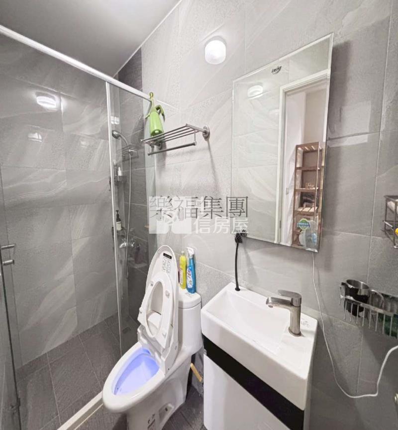 成功商圈6米面寬大地坪雙車電梯別墅房屋室內格局與周邊環境