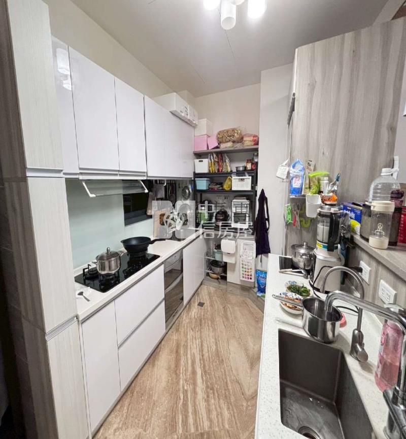 成功商圈6米面寬大地坪雙車電梯別墅房屋室內格局與周邊環境