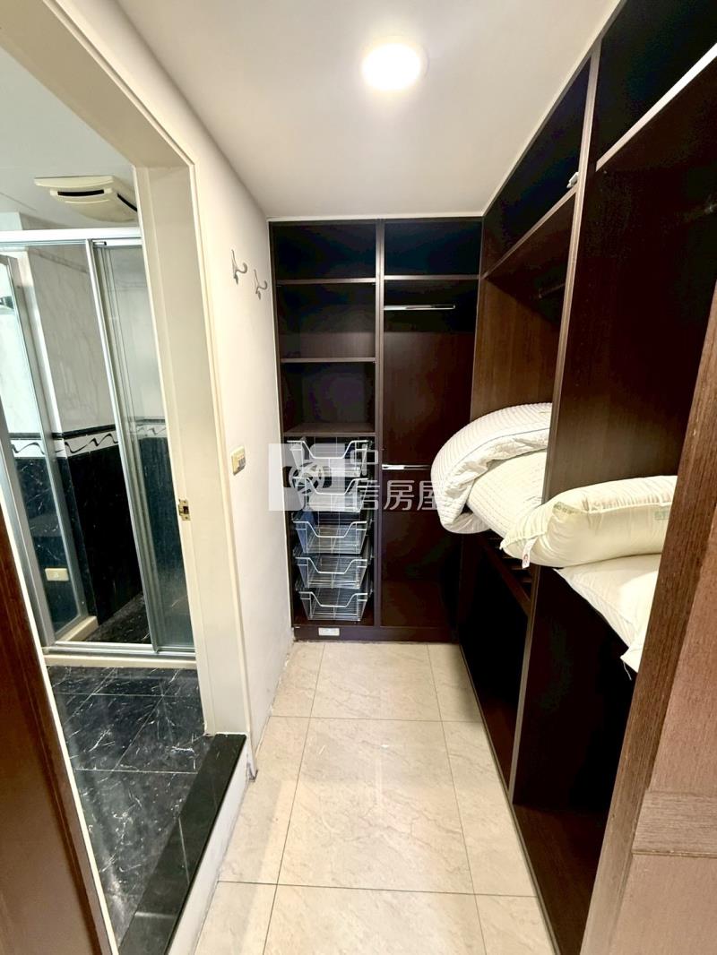 (寰宇層峰)七期 水安捷運站高級裝潢雙車別墅房屋室內格局與周邊環境