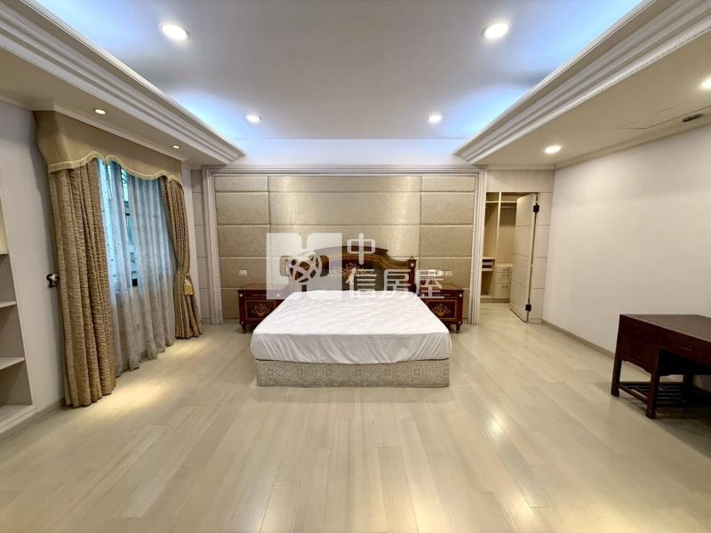 (寰宇層峰)七期 水安捷運站高級裝潢雙車別墅房屋室內格局與周邊環境