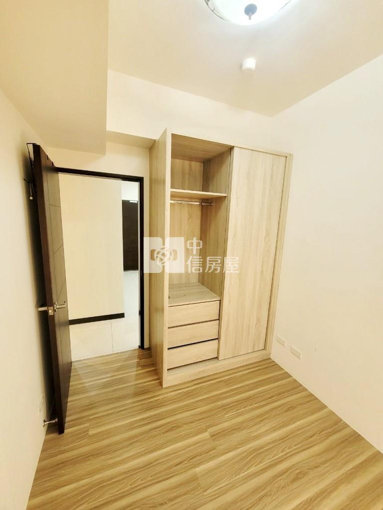 【新世紀】超值A21捷運法國紅2房房屋室內格局與周邊環境