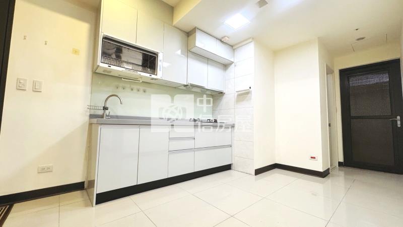 A-11時代園邸房屋室內格局與周邊環境