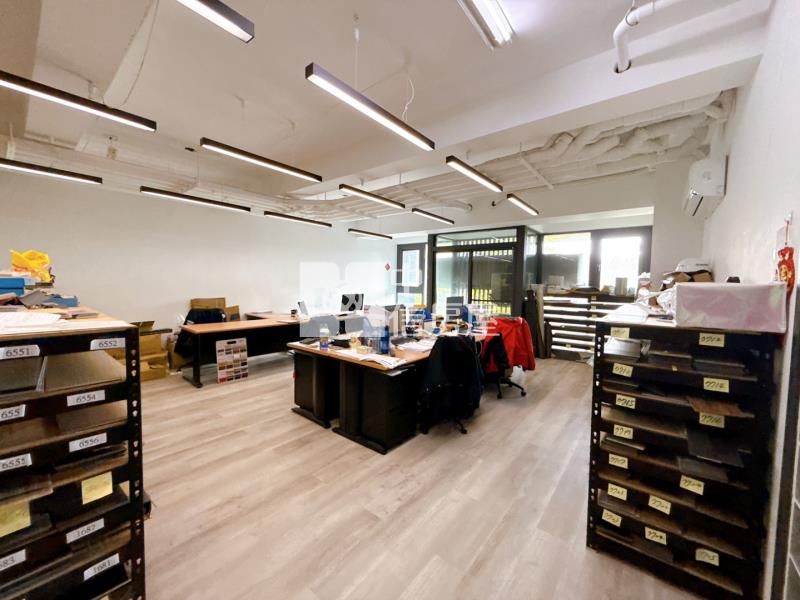 青埔超值金店面房屋室內格局與周邊環境