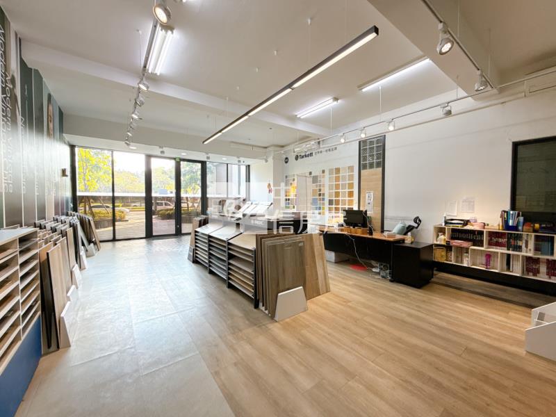 青埔超值金店面房屋室內格局與周邊環境