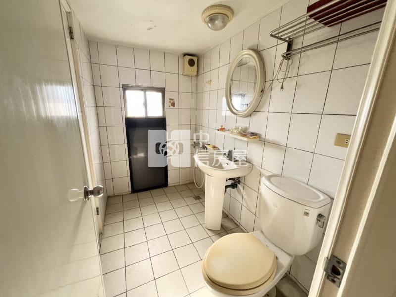 湖口市區旁電梯3+1房車房屋室內格局與周邊環境