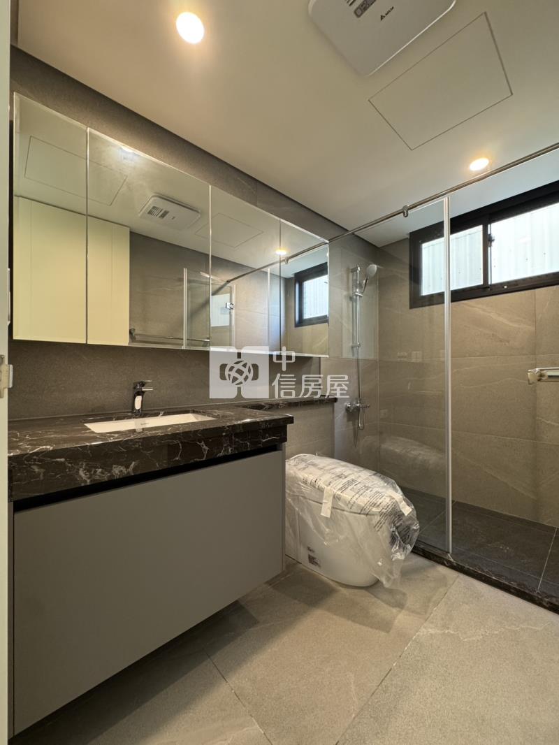 近南屯捷運站全新落成質感三房平車房屋室內格局與周邊環境