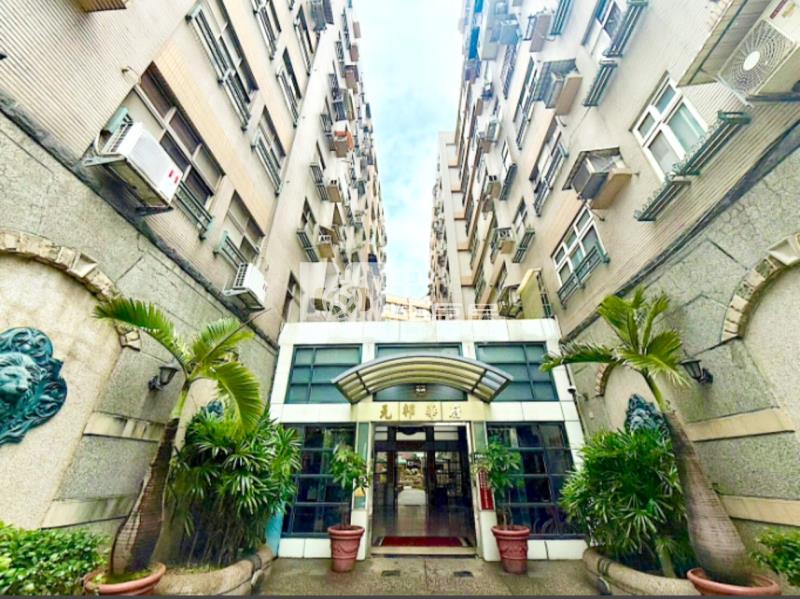 中壢體育園區2房+平車(元邦華府)房屋室內格局與周邊環境