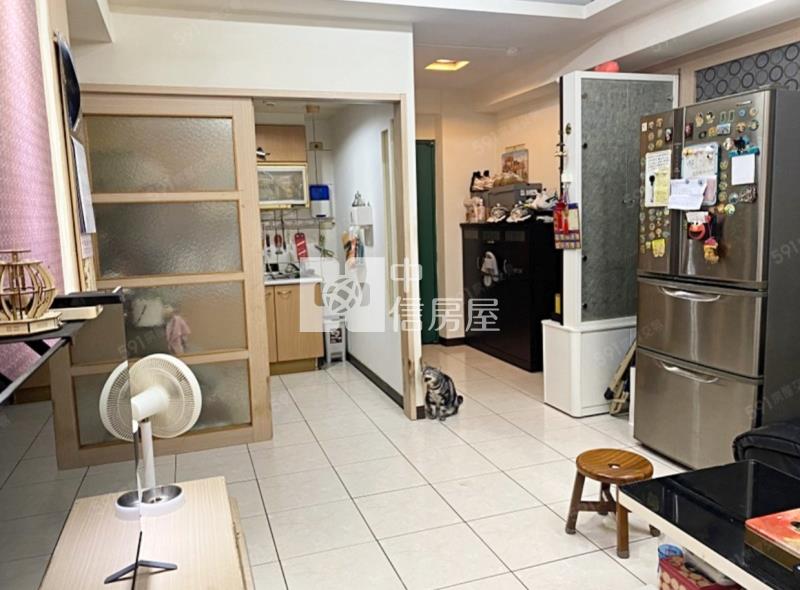 中壢體育園區2房+平車(元邦華府)房屋室內格局與周邊環境