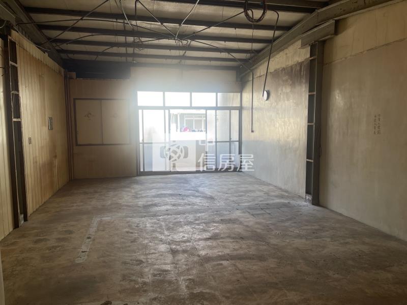 仁美國小懷舊雙車庫別墅房屋室內格局與周邊環境