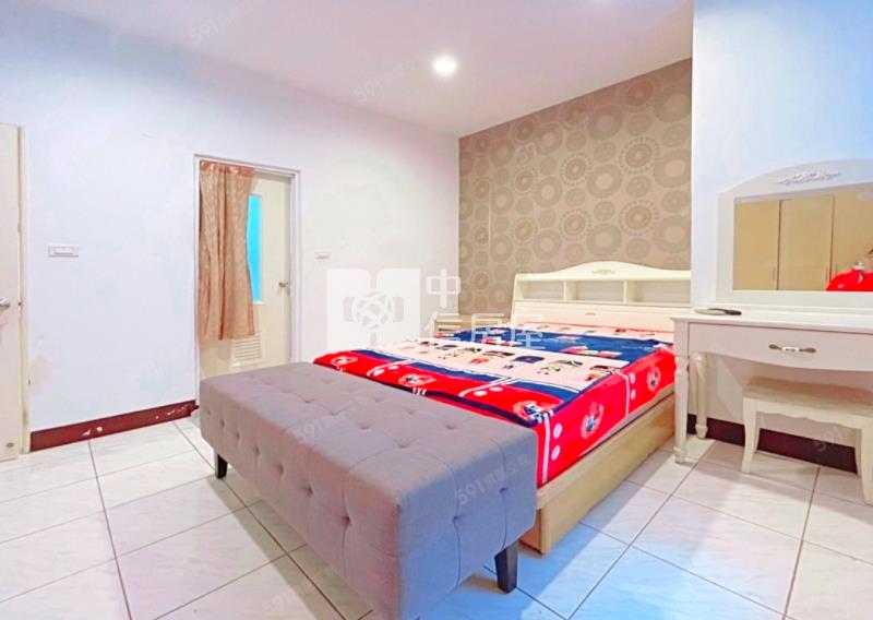 藝文特區~G11捷運綠線稀有超低公設三房車房屋室內格局與周邊環境