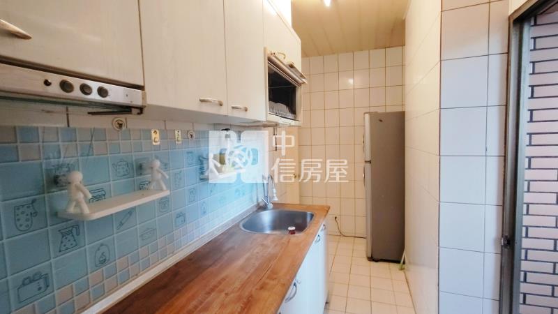 藝文特區~G11捷運綠線稀有超低公設三房車房屋室內格局與周邊環境