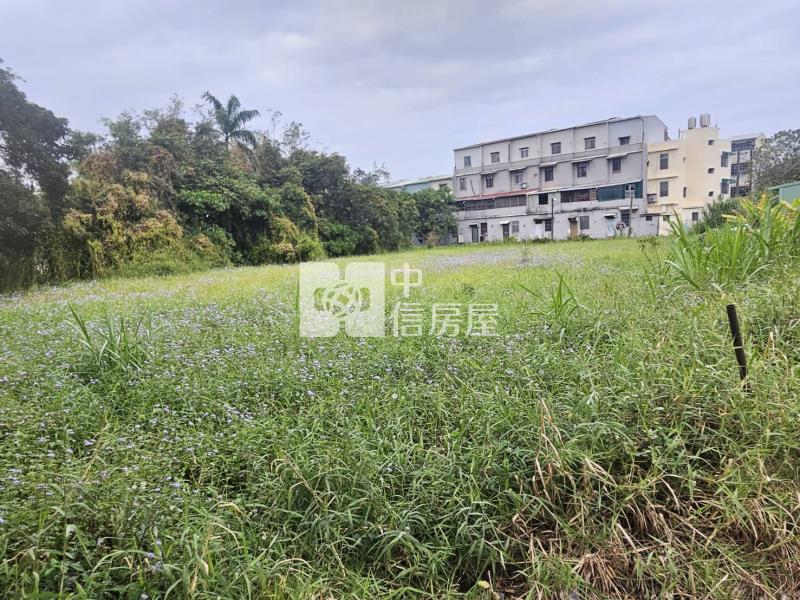 歸仁北段區段徵收內大面寬美美農地房屋室內格局與周邊環境