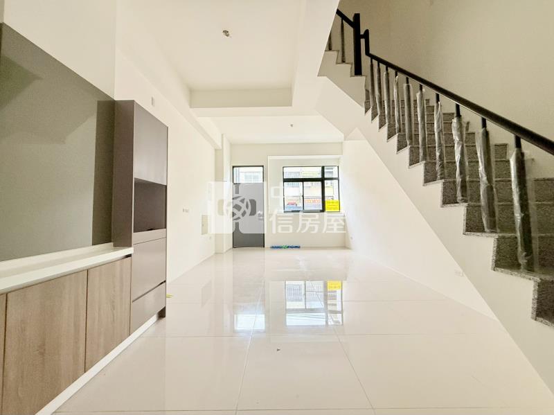 新光田全新臨路雙車別墅房屋室內格局與周邊環境