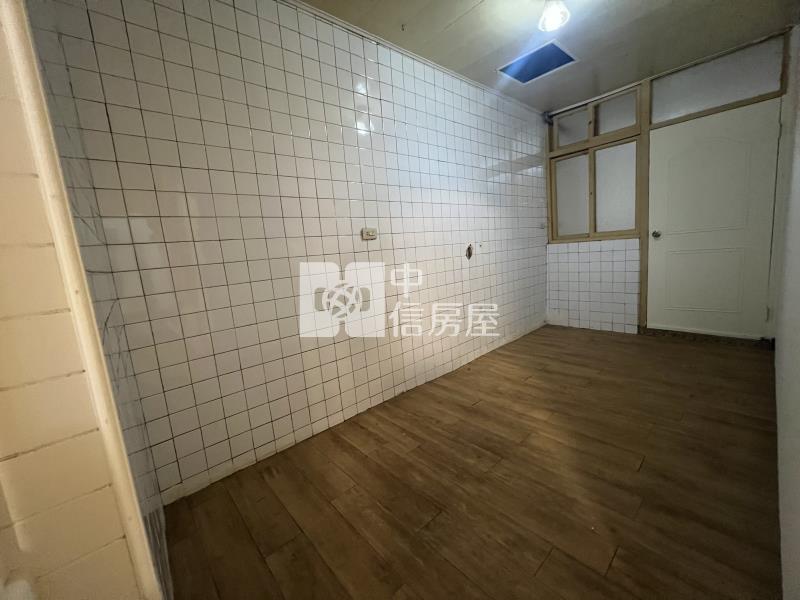 A21捷運、中壢夜市，便宜低樓層3房房屋室內格局與周邊環境