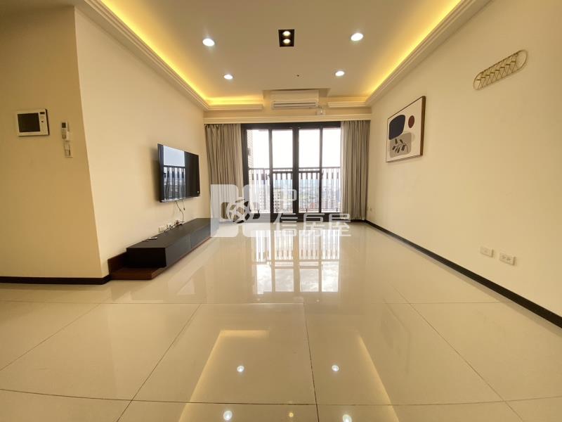 工學園道輕屋齡次次頂樓三房平車視野戶房屋室內格局與周邊環境