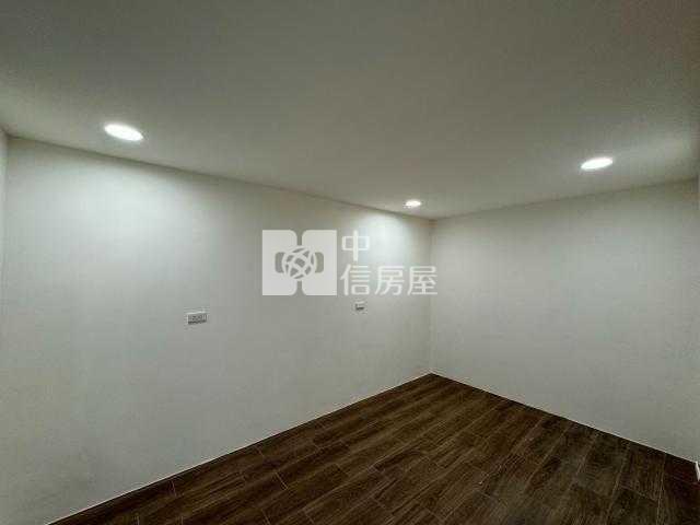 近台31旁全棟翻新孝親美透天房屋室內格局與周邊環境