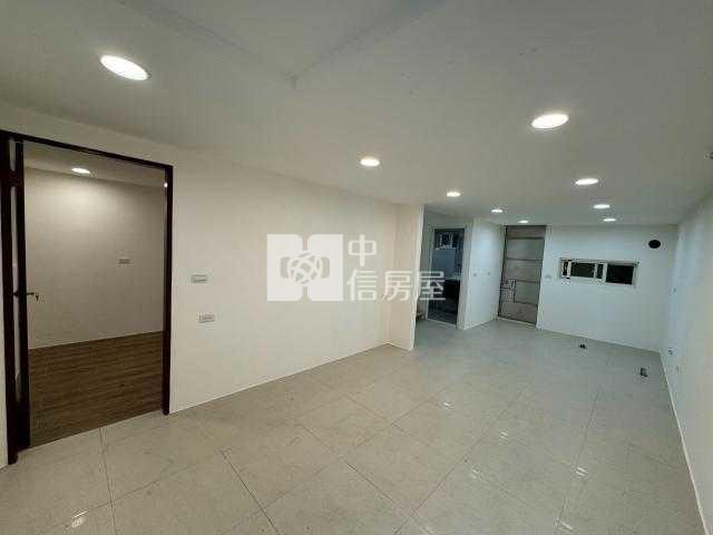 近台31旁全棟翻新孝親美透天房屋室內格局與周邊環境