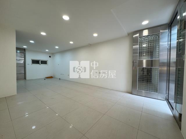 近台31旁全棟翻新孝親美透天房屋室內格局與周邊環境