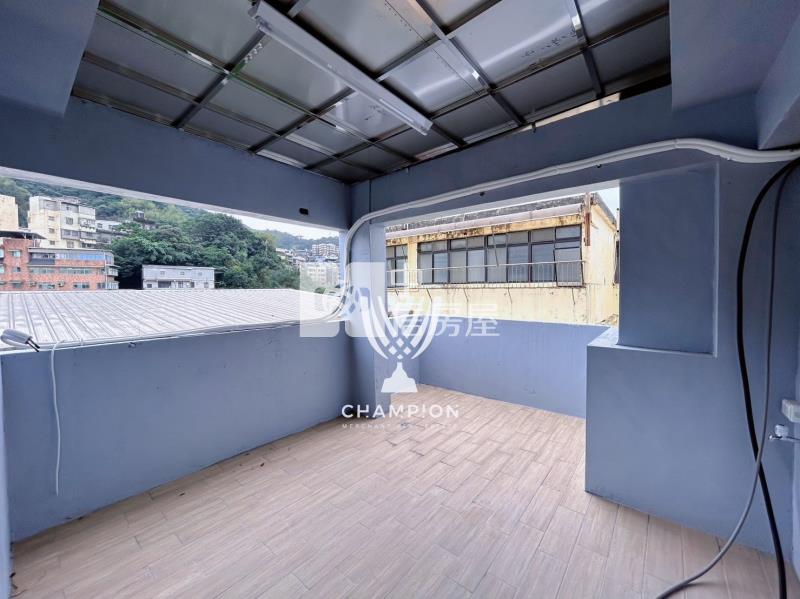 【冠軍】安樂百裝大戶房屋室內格局與周邊環境