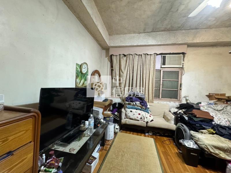 中壢A21捷運透店房屋室內格局與周邊環境